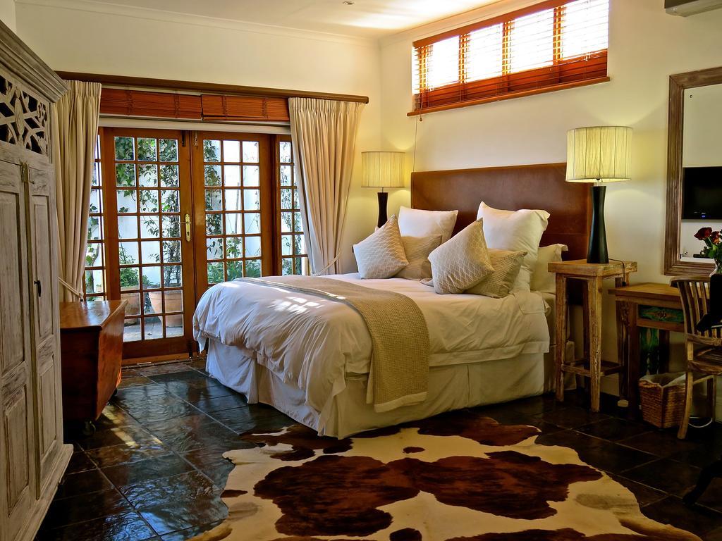 Deck Suite Ocean View Main Floor Ocean views